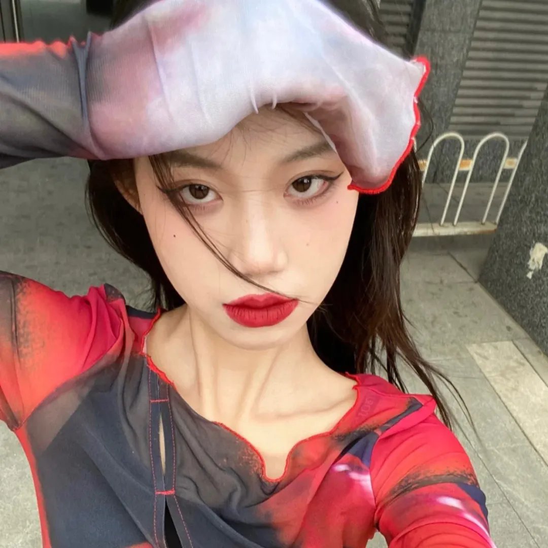 萌子美 虽然她有点怪